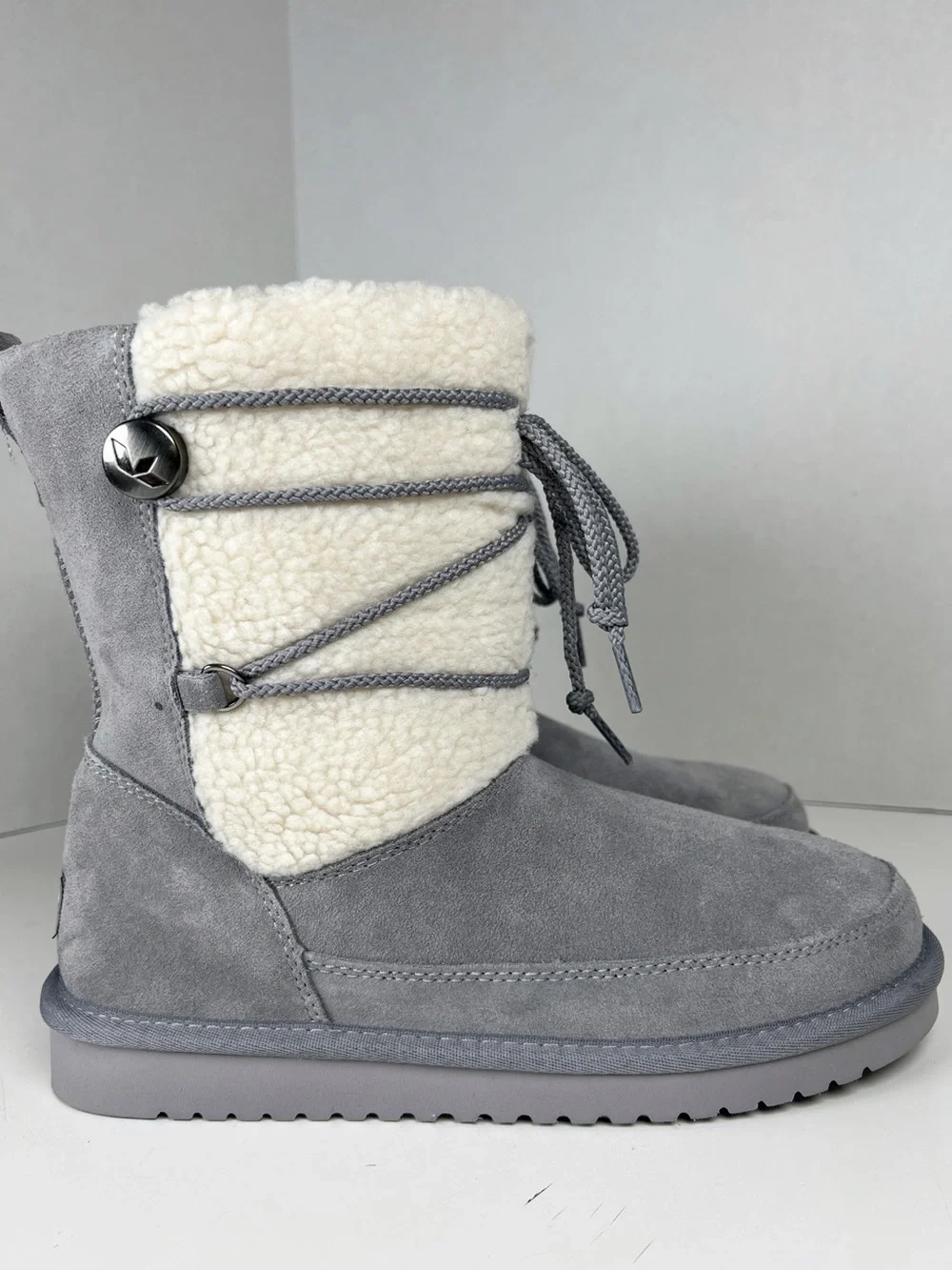 KOOLABURA By UGG Women’s Size 8 Gray Suede Michon Short Wraparound Lace Boot